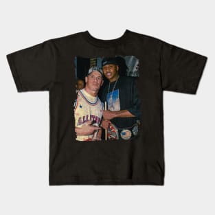 Just a Picture With Carmelo Anthony Kids T-Shirt